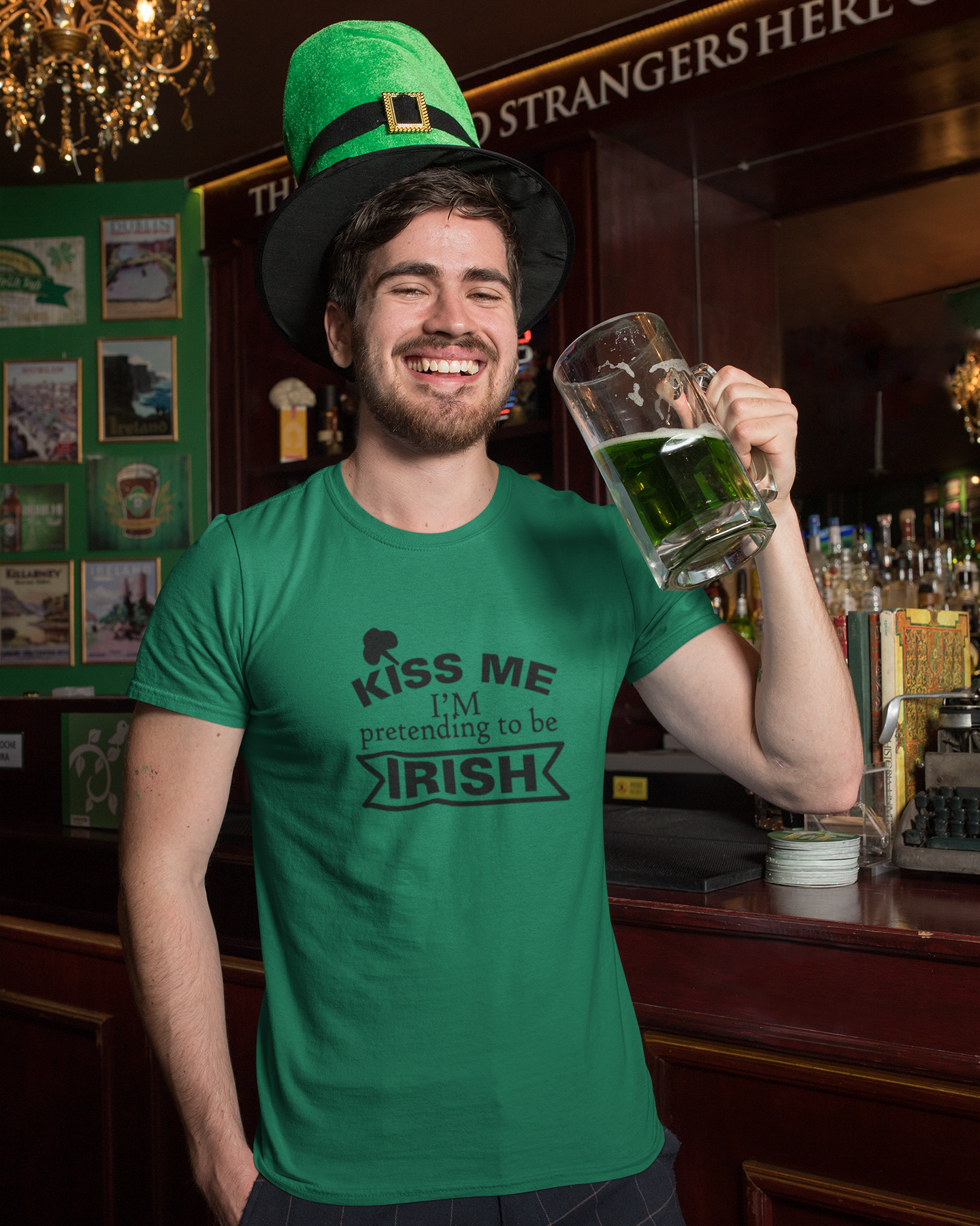 Kiss Me, I'm Pretending to be Irish - Men's T-shirt