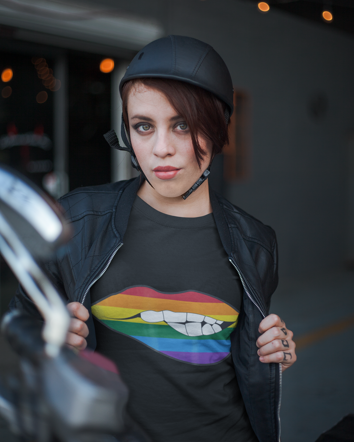 Pride Biting Lips - Women's T-shirt