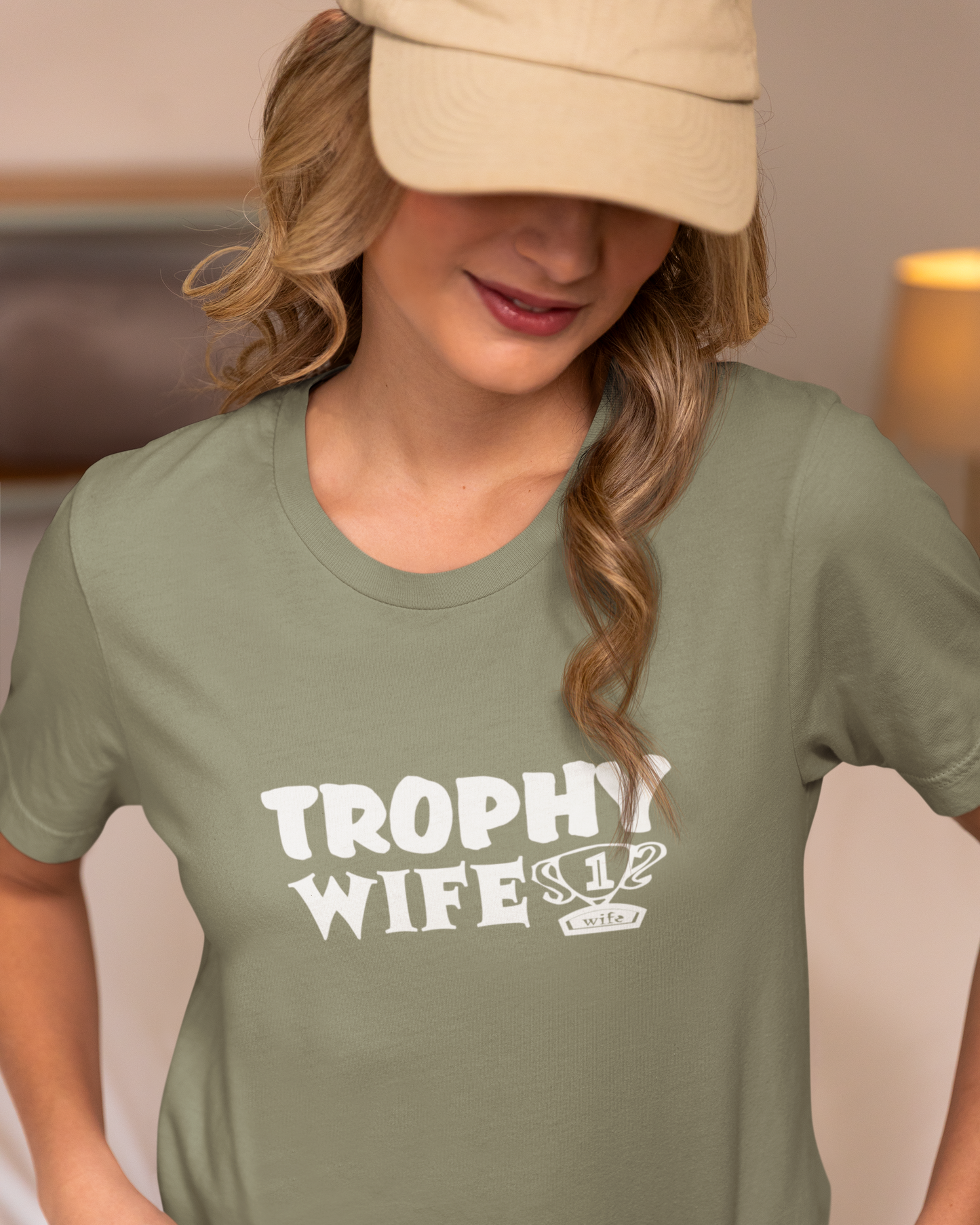 Trophy Wife (with trophy) - Women's T-shirt
