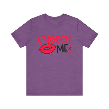 Smooch Me - Unisex T-Shirt