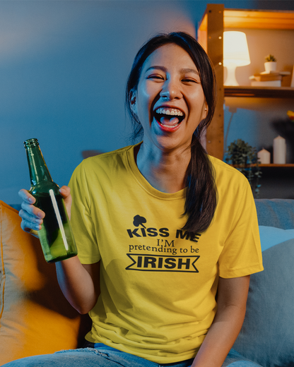 Kiss Me, I'm pretending to be Irish - Women's T-shirt