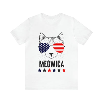 Meowica - Unisex T-Shirt