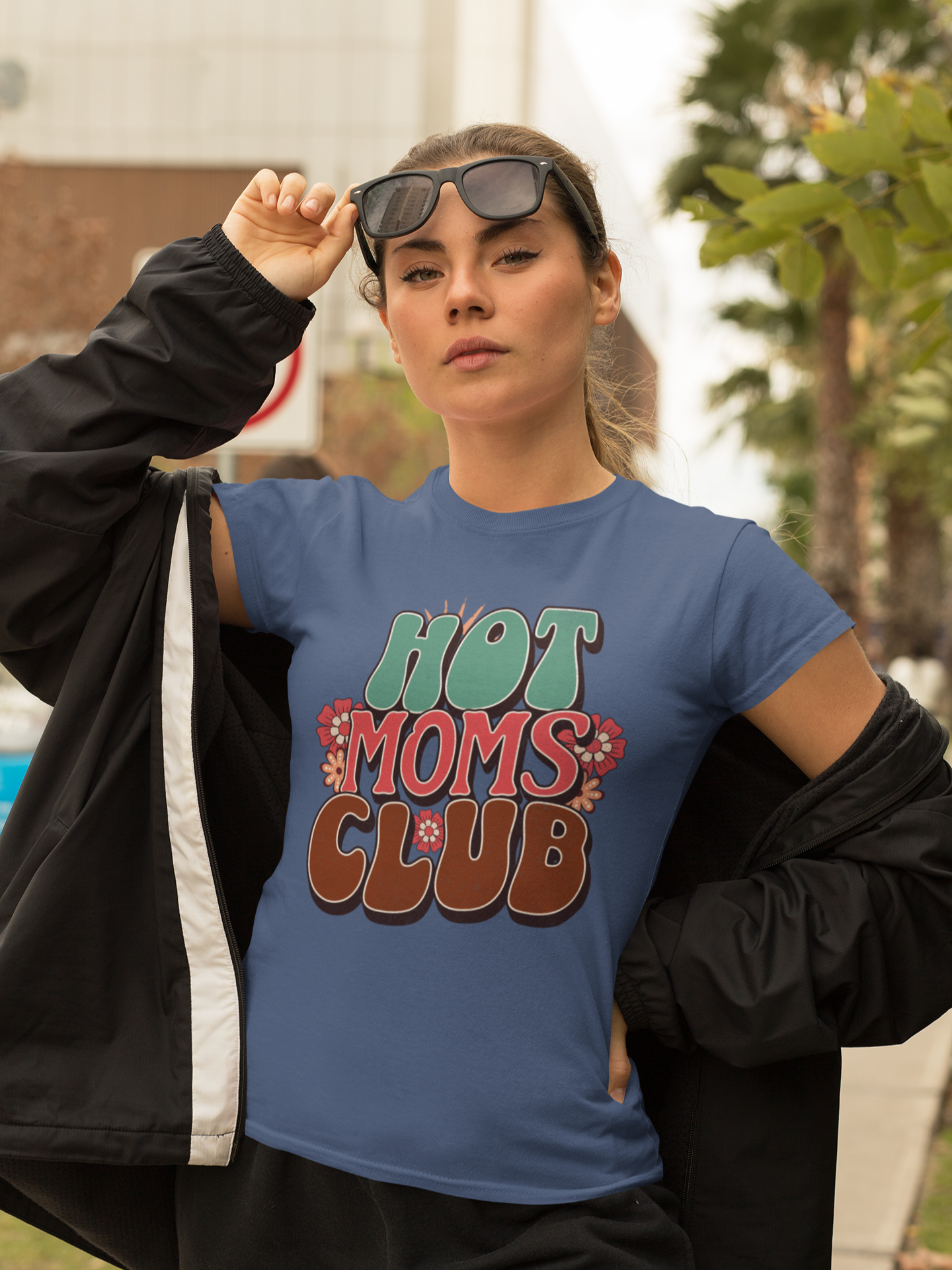 Hot Moms Club - Women's T-shirt