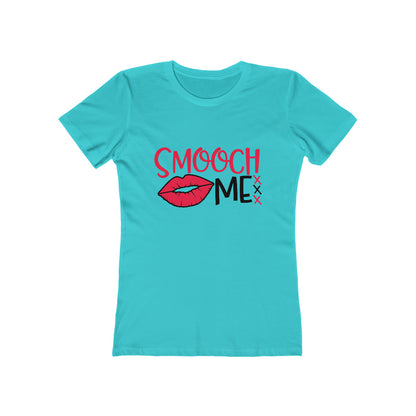 Smooch Me - Women's T-shirt